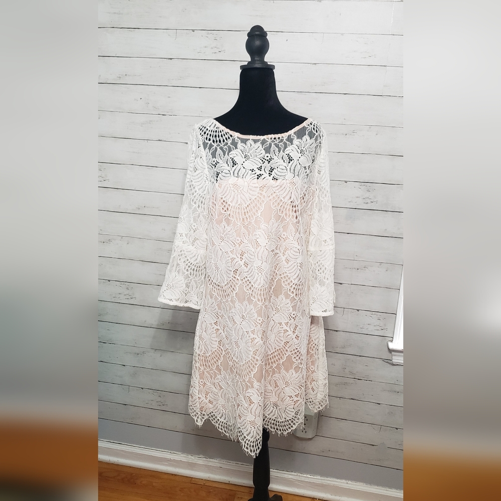 Vince Camuto Cream Lace Over Nude Lining Dress 14 Bell Lace Sl Party Celebrate